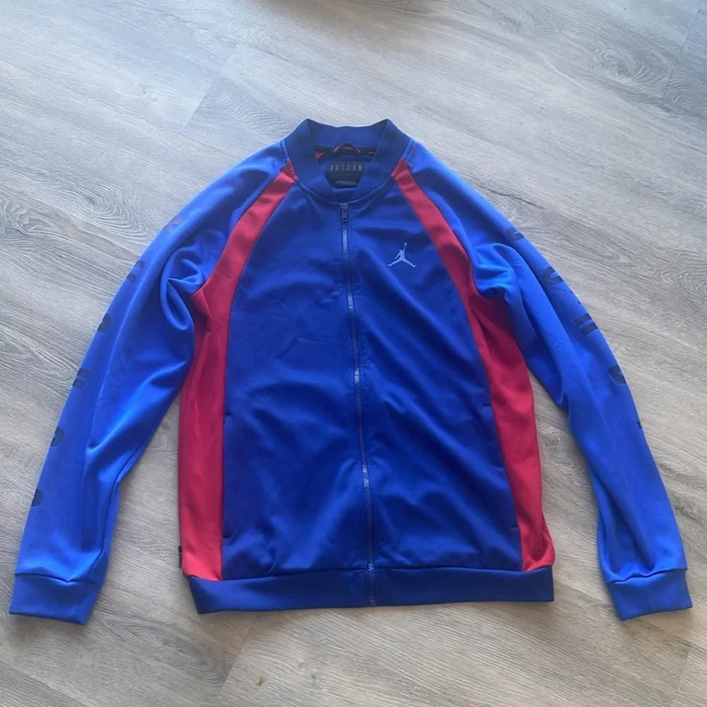 Jordan men’s blue full zip sweatshirt size large